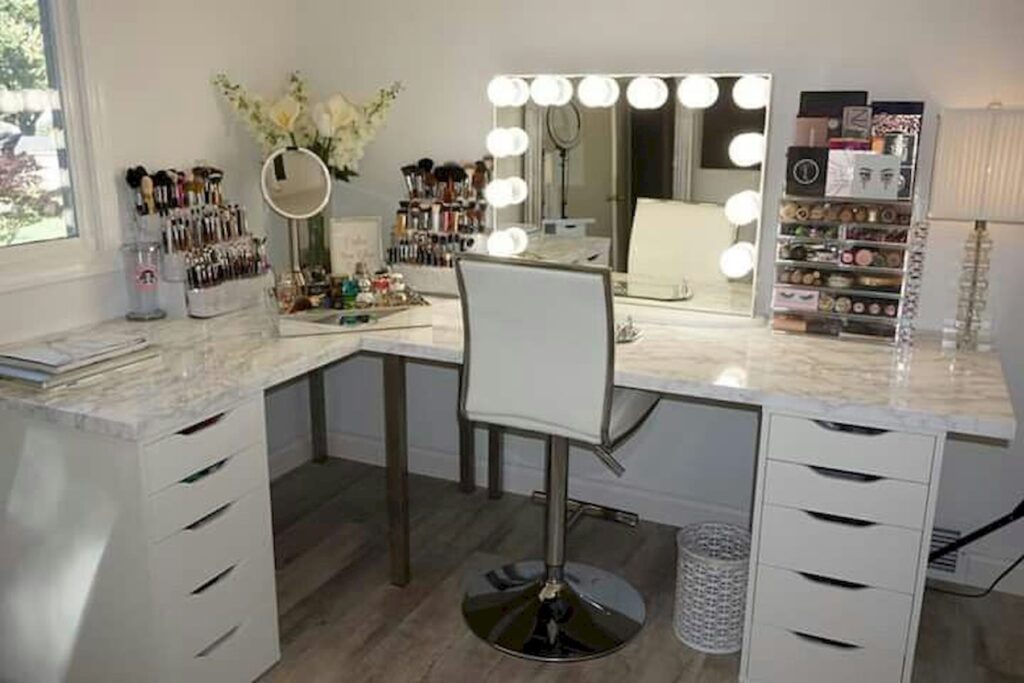 13 Beautiful Makeup Room Ideas, Organizer and Decorating